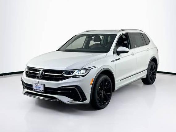 VOLKSWAGEN TIGUAN 4MOTION 2022 3VV4B7AX5NM175902 image